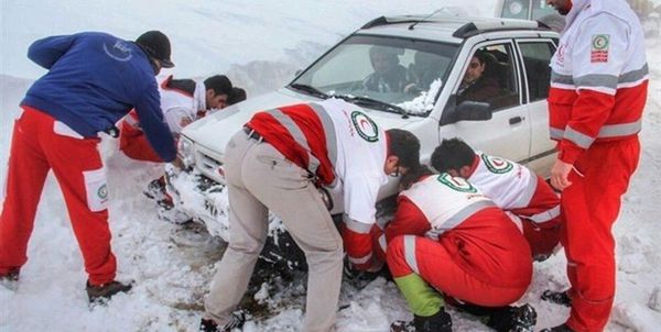 معاون امداد و نجات جمعیت هلال احمر استان گلستان از اجرای 174 عملیات امداد و نجات توسط هلال احمر در آبان ماه خبر داد.