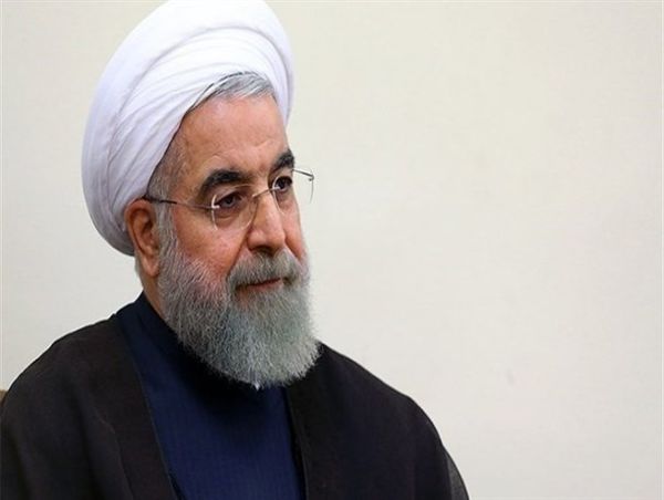 درخواست از روحانی برای عزل فوری تیم اقتصادی دولت و بهکارگیری مدیرانی جوان و انقلابی