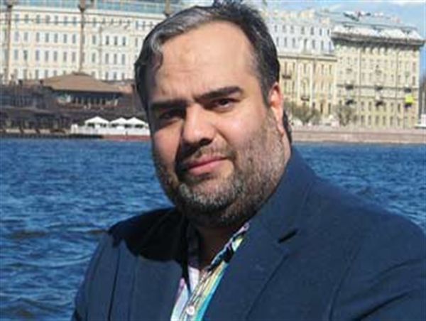 ۳۰ مزیت حفظ مستمر روحیه انقلابی و گشودن چتر دیپلماسی انقلابی