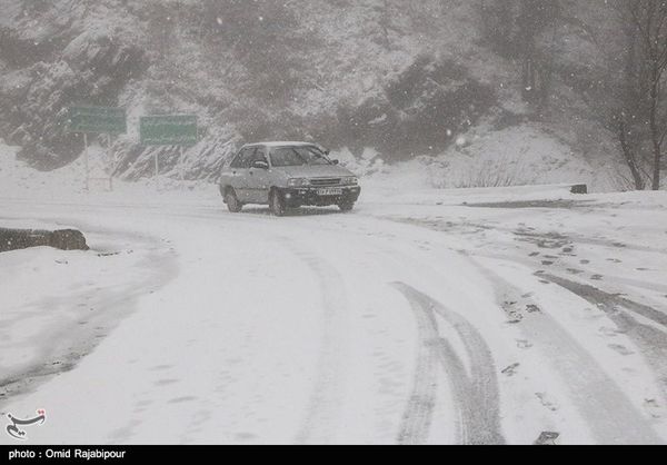 تردد در جادههای کوهستانی گلستان فقط با زنجیرچرخ ممکن است