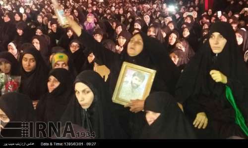 دانلود کلیپ رجز خوانی جانباز مدافع حرم علی اکبر فردی در مراسم وداع با شهید سید رضا طاهر 