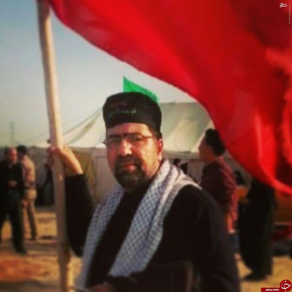 عکس/ زنده‌یاد رکن‌آبادی در پیاده‌روی اربعین