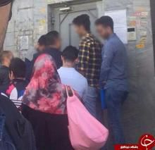 صف ازدواج پشت درب سفارت روسیه در تهران!+عکس