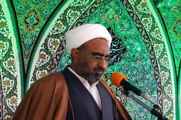 روح اصلی انقلاب استکبارستیزی است/ مبارزه با استکبار صرفا یک موضوع سیاسی نیست
