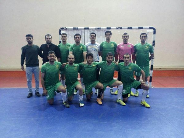 مجتبی احمدی پدیده کردکوی را قهرمان نیم فصل کرد .