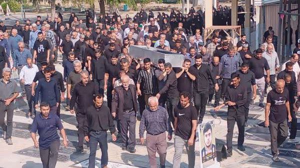 پیکر مادر شهید میکائیل یوسفی تشییع شد