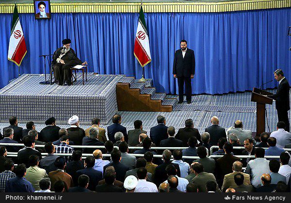شتاب علمی کشور به هیچ دلیلی نباید کاهش یابد/ حاشیهسازی در موضوع بورسیهها از غلطترین کارهای چند سال اخیر بود/ هدف تحریمها مسئله هستهای و حقوق بشر نیست