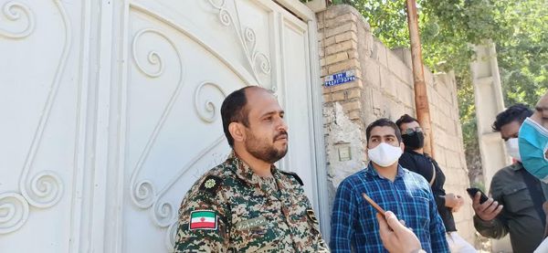 فقدان ستاد مدیریت گروه های جهادی در مناطق زلزله زده کار را سخت می کند
