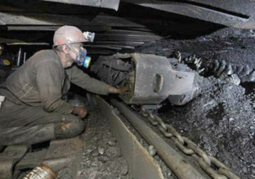 مشکلات معدن ذغال سنگ تخت مینودشت مورد بررسی قرار گرفت