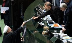 رشد 8.7 درصدی درآمد مالیاتی، 10 درصدی حقوق کارمندان
