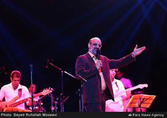 تصاویر/ کنسرت بزرگ محمد اصفهانی در گرگان