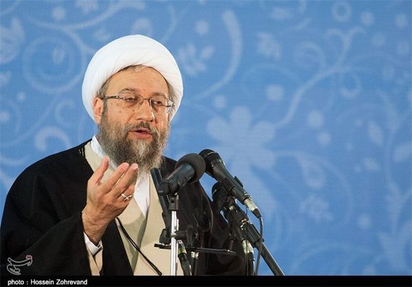بخشی از سخنان دیروز رئیسجمهور خلاف واقع و توهین است/ منتقدان حقمدار را زیر سؤال نبریم