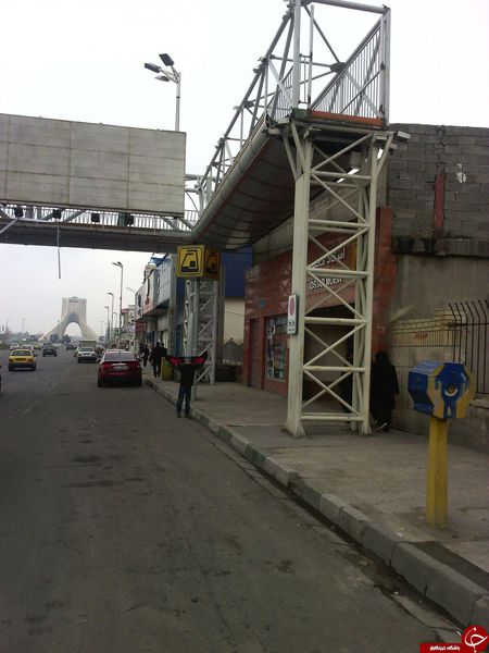 پل هوایی در تهران که پله ندارد! + تصویر