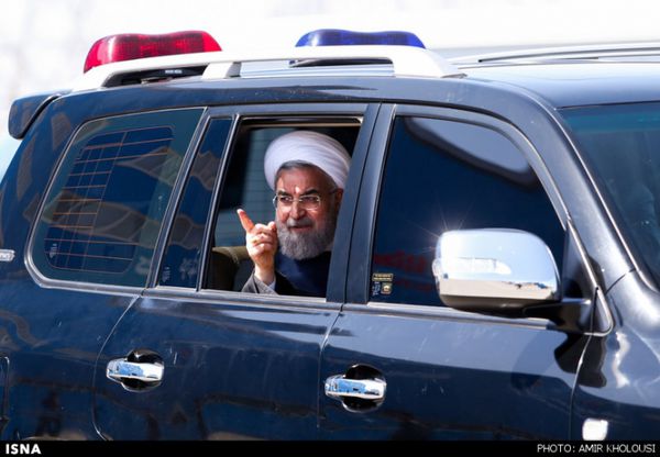 با ولخرجی های بی پایان دولت روحانی، دیگر پولی برای آبادانی کشور نماند /زندگی اشرافی دولت تدبیر و امید با افزایش دو برابری بدهی به بانک ها