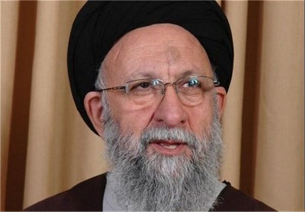 آیت الله نورمفیدی: همه ملتها برای مبارزه با تروریسم متحد شوند