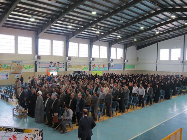 تصاویر همایش بزرگ تجلیل از مقام معلم در کردکوی