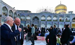 تشرف سفیر سوئیس در ایران به حرم مطهر رضوی + تصاویر