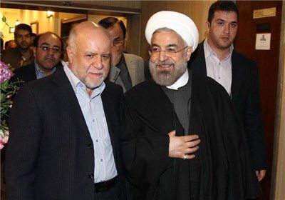 چه کسی اطلاعات غلط نفتی به روحانی میدهد؟