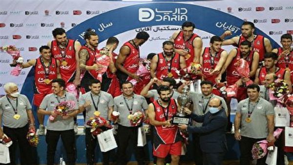 تجلیل از سروقامتان بسکتبال شهرداری گرگان با حضور استاندار