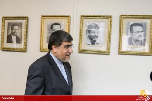 وزارت ارشاد مسیر مهاجرانی را میرود؟
