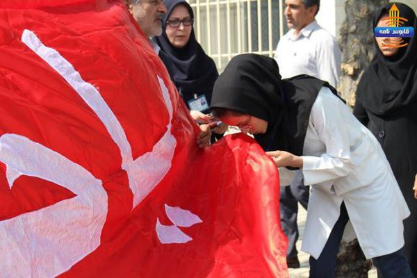 تصاویر/ زیارت پرچم حرم امام حسین(ع) توسط بیماران گنبد
