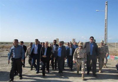 وزیر کشور از یگان‌های نظامی, خط مرز زمینی و دریایی مناطق مرزی بازدید کرد