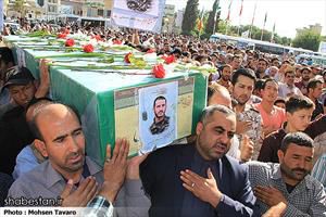 گزارش تصویری تشییع پیکر شهید مدافع حرم سید ظاهر حسینی در شیراز