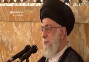 دانلود/ زمزمه صلوات خاصه امام رضا توسط رهبرانقلاب