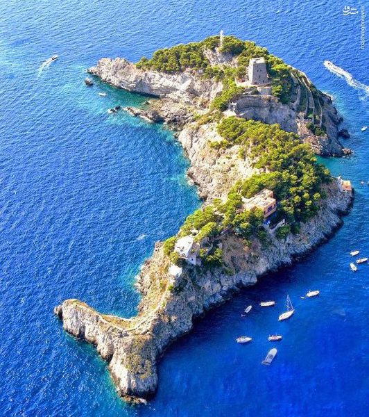 عکس/ جزیره‌ای دیدنی در ایتالیا