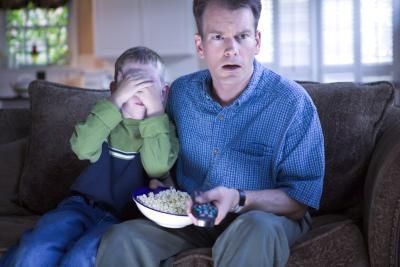 خشونت و مفاهیم جنسی در رسانه‌های جمعی