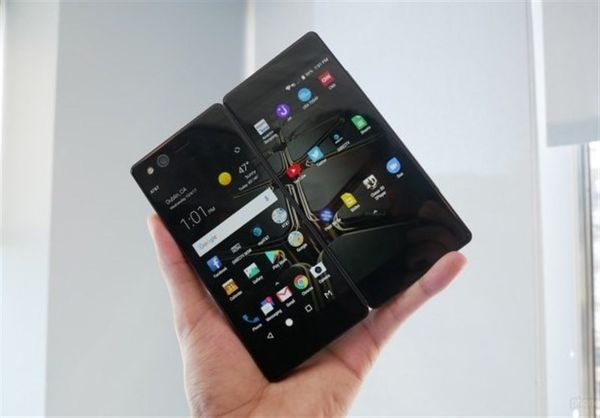 گوشی هوشمند تاشو ZTE Axon M +تصاویر