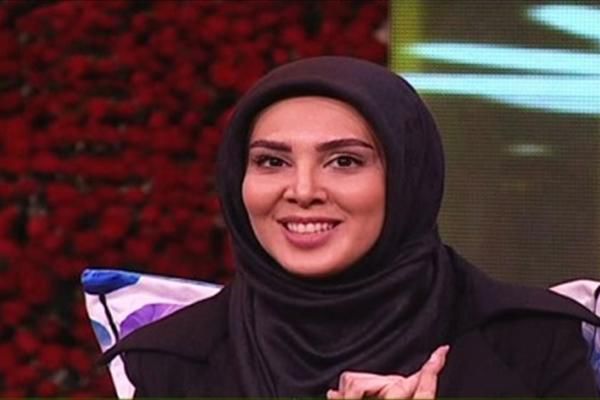 لیلا بلوکات با حجاب کامل در حرم امام رضا(ع) +عکس