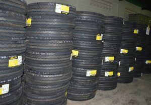 فیلم/ کشف انبار احتکار لاستیک
