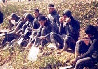 غواصانی که با دست بسته شهید شدند+ تصاویر