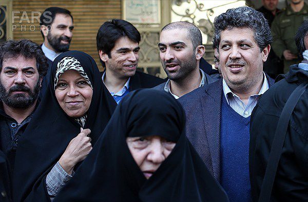یک دختر چقدر میتواند مامانی باشد؟!