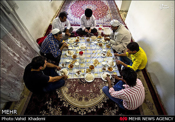 آداب گلستانی‌ها در ماه رمضان/ از غذاهای سنتی تا نماز «تراویح»