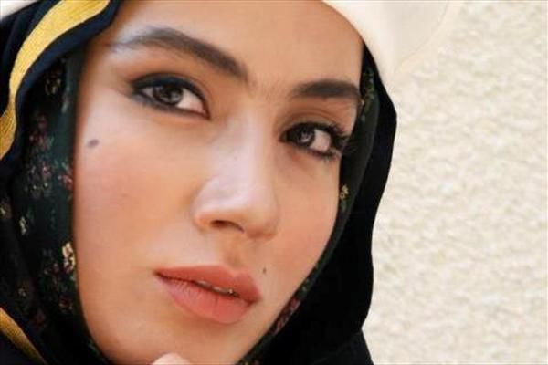کشف حجاب یکی دیگر از بازیگران زن! +عکس