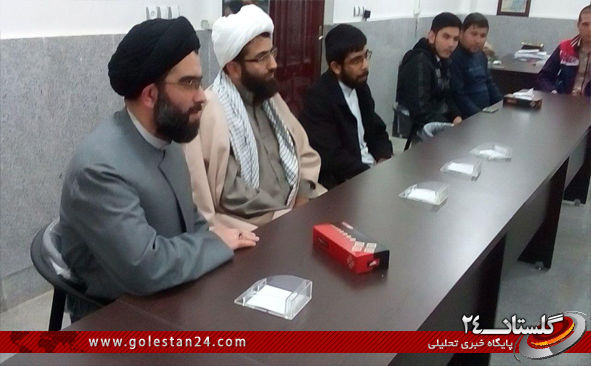 مدیر حوزه امام صادق(ع) و برخی از قاریان و حافظان اهل سنت در یک نشست صمیمی+تصاویر