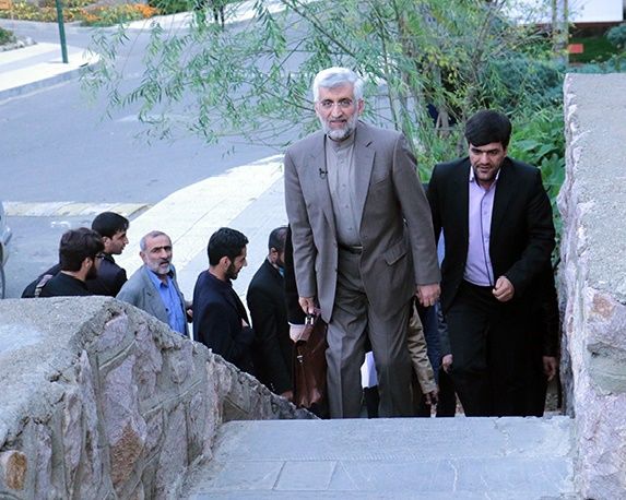 واکنش های سیاسی، منفعلانه و زرد رسانه های دولتی در برابر سخنان تخصصی جلیلی درباره حل مشکل مسکن، خروج اقتصاد از رکود و رفع مشکل بیکاری