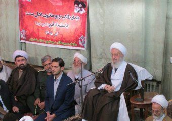 دیدار طلاب اهل سنت گلستان با آیت الله مکارم شیرازی + تصاویر