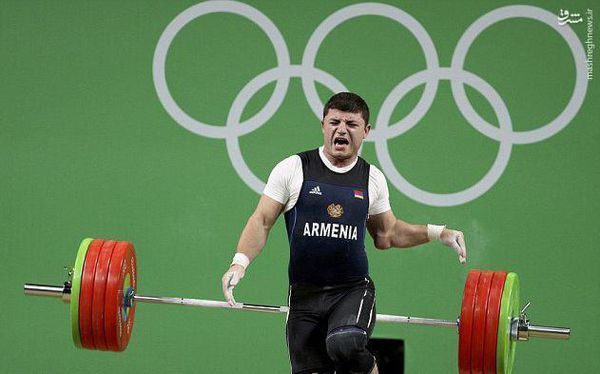 دانلود کلیپ لحظه شکستن دست وزنه‌بردار ارمنستانی