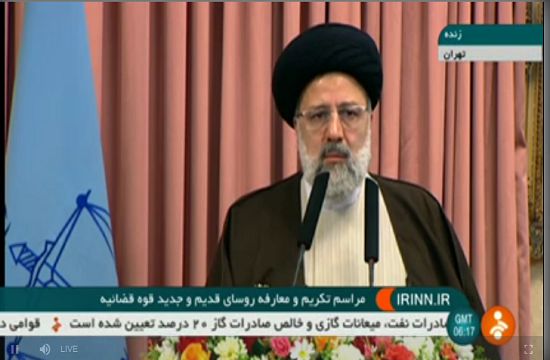 کوچکترین اغماضی با مخلان امنیت نخواهیم داشت/ سرمایه گذاران و قانونمندان مورد حمایت هستند/ هیچکس حق ندارد قانون را زیر پا بگذارد یا دور بزند/ تعداد پروندههای قضایی زیبنده جمهوری اسلامی نیست