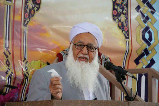 بدعت مولوی گرگیج در فقه احناف! / علمای احناف نماز جمعه بدون اذن حاکم را عامل فتنه می دانند
