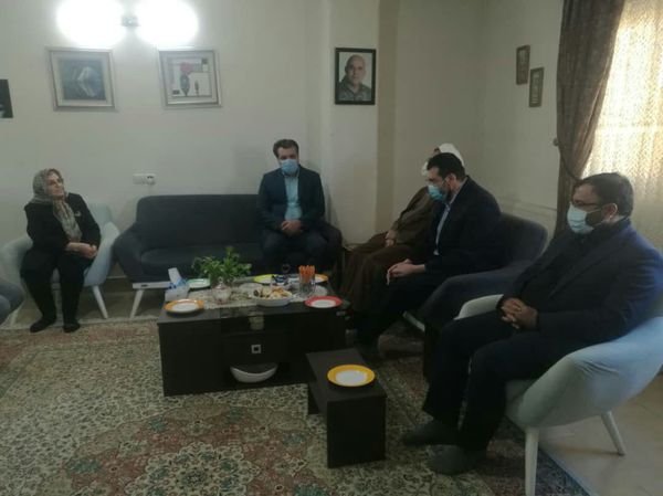 قدردانی از خانواده شهید ارمنی گنبدکاووس با حضور مسئولان قضایی