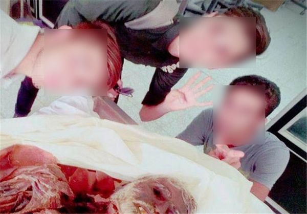 برخورد انضباطی بخاطره «سلفی با اجساد» + عکس